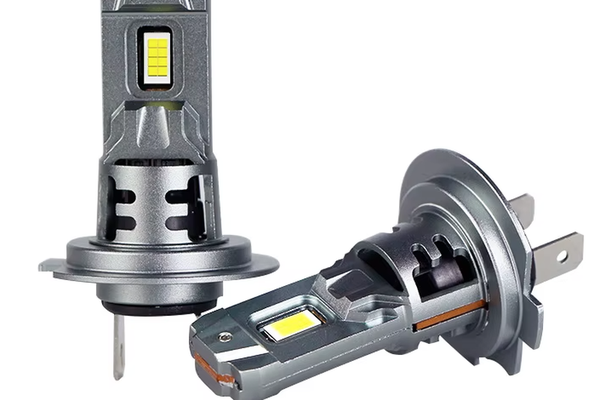 Set 2 becuri auto LED H7 K7 model 3570 de 100W 10000 lumeni 6000k