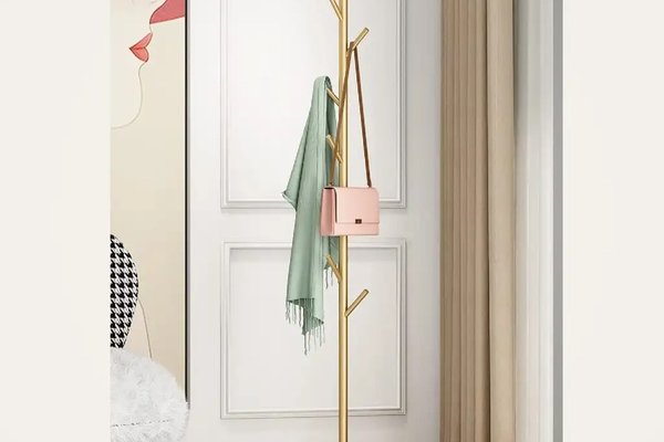 Cuier din metal ,culoare auriu,170x32 cm