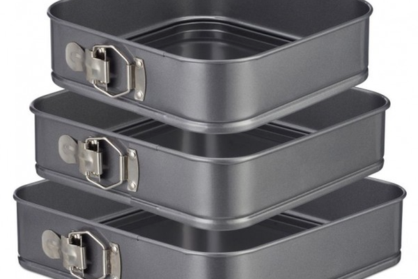 Set 3 Tavi forma patrata pentru Prajituri/Tort