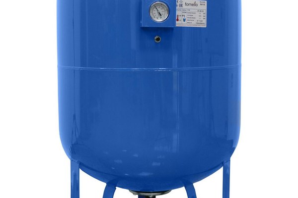 Vas expansiune pentru hidrofor Fornello 200 litri, vertical, cu picioare si manometru, culoare albastru, presiune maxima 10 bar, membrana EPDM