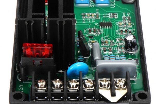 AVR Generator model 12 Amperi
