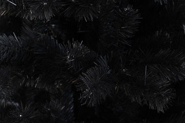 Brad artificial royal black 220 cm, coroana bogata, 14 niveluri, 89 ramuri, 536 ace, diametru 138 cm