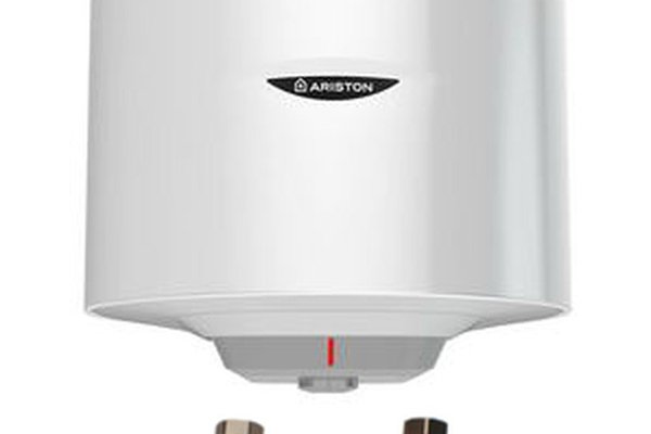 Pachet boiler termoelectric Ariston PRO1 R 80 VTD 1.8K, 80 l, 1800 W, serpentina dreapta, supapa de siguranta si kit de montaj