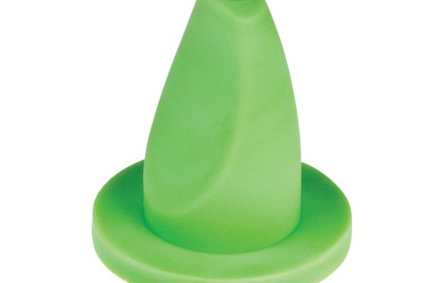 Tetina adaptor pretabila tuturor biberoanelor standard 12+