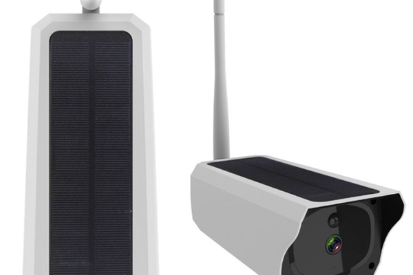 Camera inteligenta WiFi cu panou solar