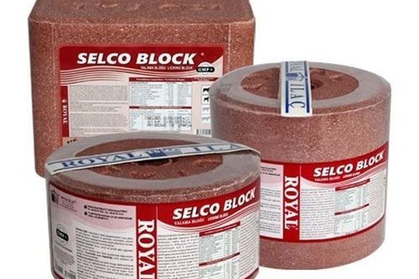 Bloc Mineral pentru animale tinere, Royal Ilac Selco Block, 10 kg