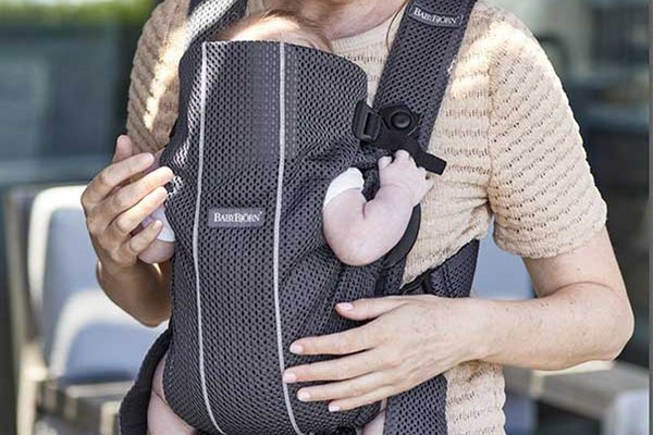 Marsupiu anatomic Mini cu pozitii multiple de purtare Anthracite 3D Mesh