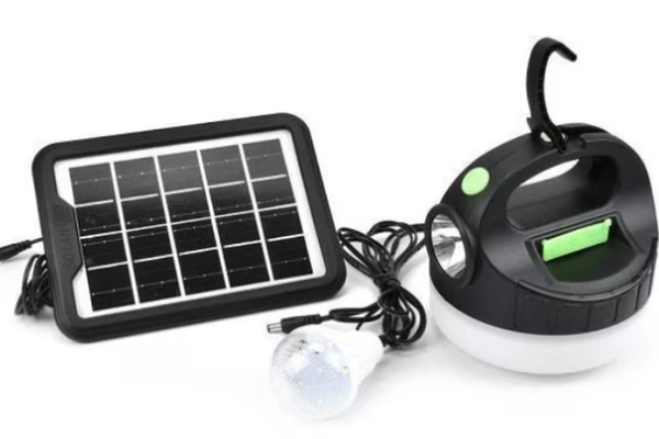 Kit solar GDPlus GD P20 cu lampa multifunctionala