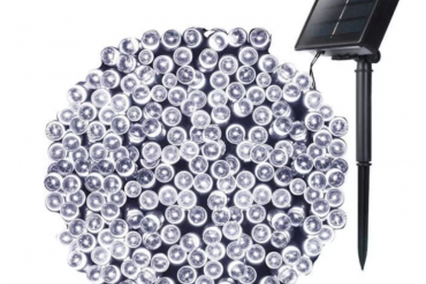 Instalatie solara decorativa de 30 metri cu 300 LED-uri alb rece