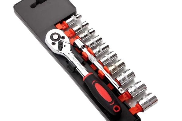 Set de Chei Tubulare 1/4" cu Clicket - 12 Bucati, din Crom si Vanadiu
