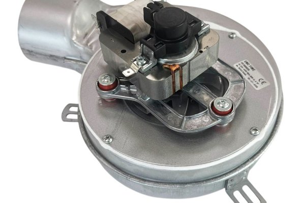 Kit ventilator evacuare gaze arse Fornello Fiama Confort 12-30 kW