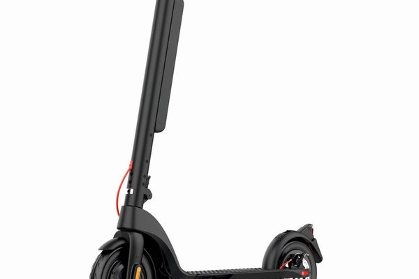 Trotineta electrica KIXIN X8 - Performanta si confort in deplasare