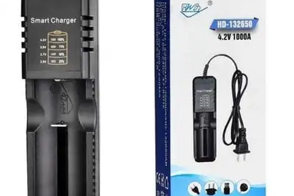 Incarcator pentru acumulatori cu 1 port HD 132650A cu USB de 4.2V 1000mA
