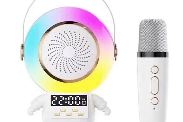 UB Mini boxa karaoke Bluetooth pentru copii, model Astronaut, cu microfon wireless
