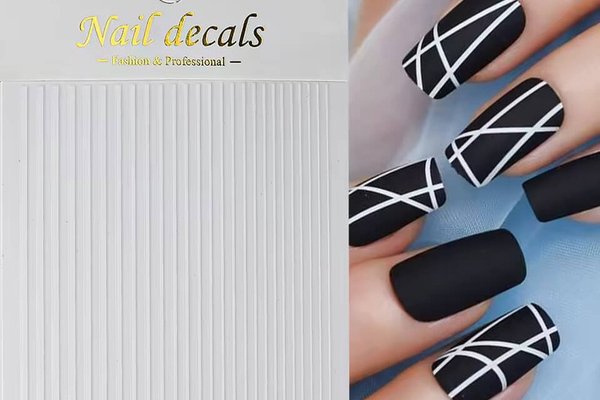 Sticker Decor Unghii Linii Albe – Design Minimalist și Elegant | EVERIN