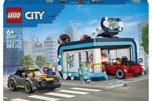 LEGO City Spalatorie auto drive-thru 60497, set de constructie cu 583 de piese