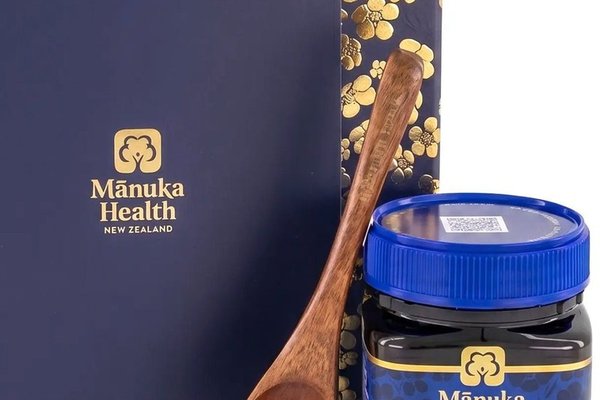 Miere de Manuka MGO 400+ UMF 13+ (250g) cu lingurita | Manuka Health - Editie Limitata