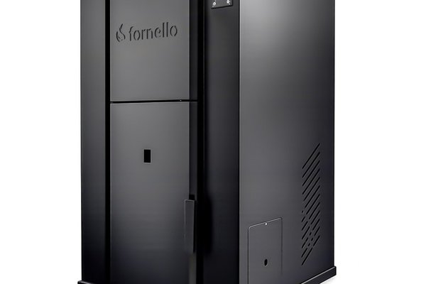 Centrala pe peleti Fornello Pellet King 40 kW, echipata cu pompa, vas de expansiune si buncar de 100 L