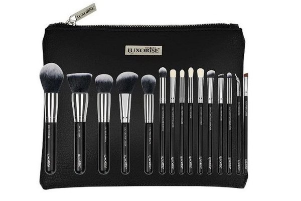 Set de 15 Pensule de Machiaj Luxorise Silver cu Borseta