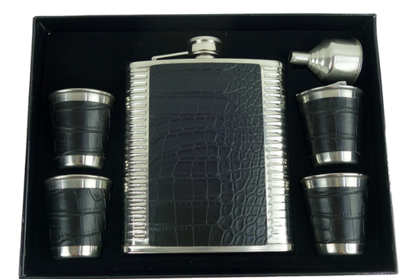 Set Cadou Plosca cu 4 Pahare si palnie model piele sarpe NEGRU