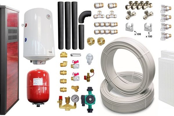 Pachet incalzire si apa calda pentru 2 camere Termosemineu pe lemne, brichete si carbune Fornello Roma E, 22 kW, 49x45x103 cm, teava, boiler termoelectric 100l, vas expansiune, pompa circulatie, kit evacuare, calorifere si fitinguri