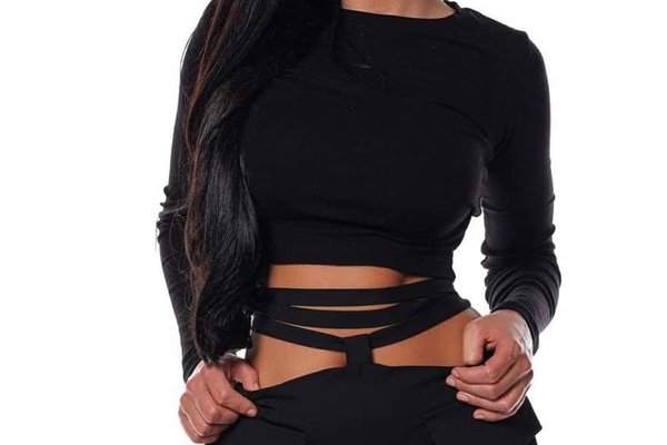 Pantaloni cu snur si buzunare pentru un look elegant