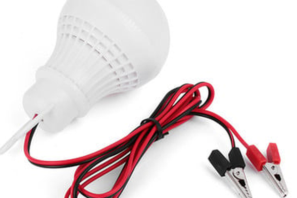 Bec LED 7W 12V Cablu si Clesti Baterie Auto Glob Mat Plastic