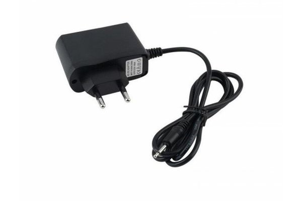 Alimentator 9 V 200mA