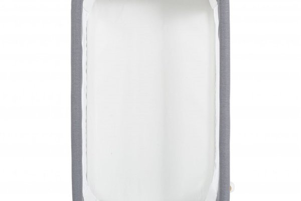 Patut pentru bebelusi Moni Kalinihta Premium Grey 90x53x74 cm, cu suport pentru accesorii,plasa insecte si saltea inclusa, recomandat de la nastere pana la o greutate de maxim 11 kg