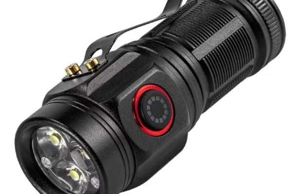 Mini lanterna de mana W5182 puternica cu 3 LED