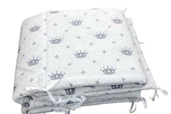 Set de aparatori pufoase h35 pat 140x70 cm DeLuxe Coronite gri pe alb
