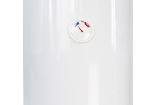 Boiler electric Fornello Titanium Plus SLIM 20 litri, 1500 watt, reglaj extern al temperaturii, emailat cu titan, diametru 360 mm, supapa de siguranta