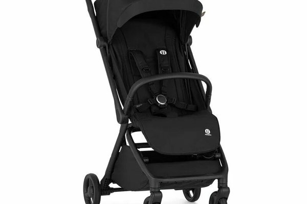 Carucior sport Petite&Mars Flip, pliere compacta cu o mana, spatar si suport pentru picioare reglabile, copertina UPF50+, pana la 22 kg, negru