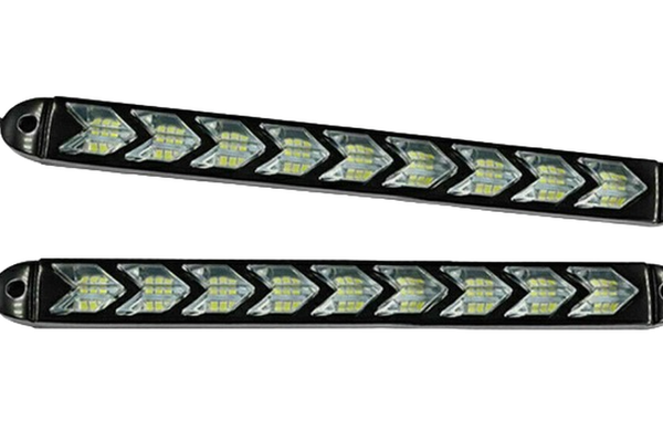 Set 2 Lumini LED pentru semnalizare cu sageti schimbare de culoare