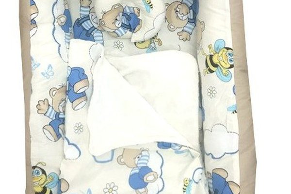 Reducer Bebe Bed Nest cu paturica si pernita antiplagiocefalie Ursi cu albine pe fundal crem