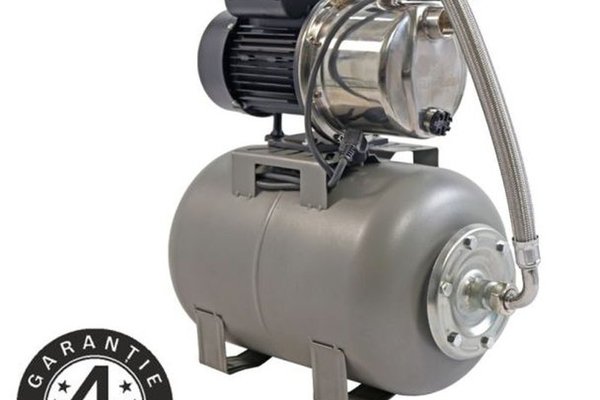Hidrofor cu pompa autoamorsanta din inox Wasserkonig 25LMX3.8-51, putere 1000 W, debit maxim 3780 l/h, inaltime refulare max 51 m, vas de expansiune 24 l
