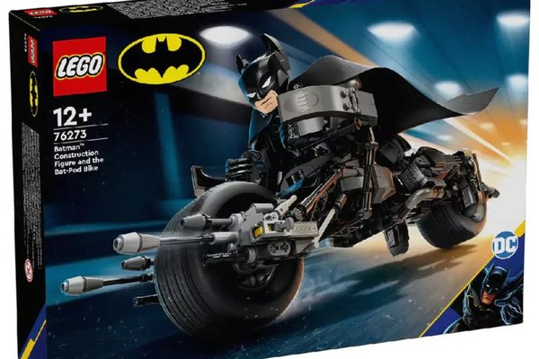 Lego Super Heroes - Figurina de constructie Batman si motocicleta Bat-Pod 76273