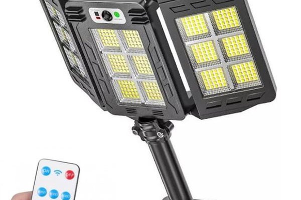 Lampa Stradala Solara Tripla 200W COB – Autonoma, IP65, cu Senzor de Miscare