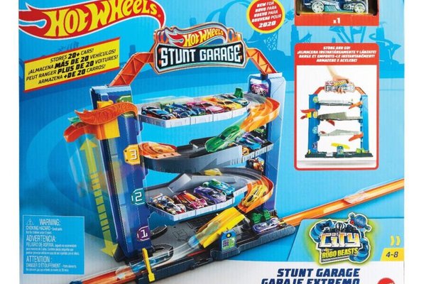 Set Joaca Hot Wheels - Garajul cu Cascadorii