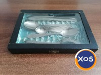 Set din 24 tacamuri din inox fabricate in RSR - 1