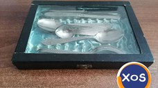 Set din 24 tacamuri din inox fabricate in RSR