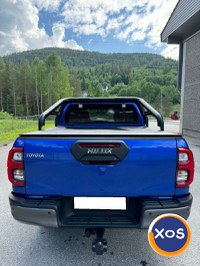 2021 Toyota HiLux 2.8 204 CP Cabină dublă 4WD SR+ Invincible X Auto - 4