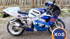 SUZUKI GSXR 600 ! ca NOU