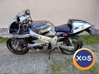 SUZUKI GSXR 600 ! IMPECABIL ! ca NOU - 2