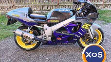 SUZUKI GSXR 600 ! stare FOARTE BUNA