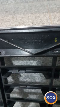 Grila radiator originala Mercedes Benz  E -Class W211 ( 2002-2009 ). - 4