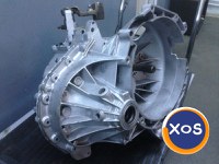 Ford Transit 2.2 tdci 5 trepte 6CIR7F096 - 2