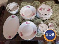 Serviciu de masă din porțelan made in Bulgaria - 23 de piese vintage - 1