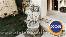 Statuetă copii cu coșuleț, gri patinat, model j5.