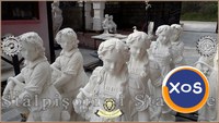Set statuete băiat și fată, alb marmorat, model S43. - 1